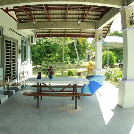 Twin Castle Homestay Kuala Pilah Eksteriør billede
