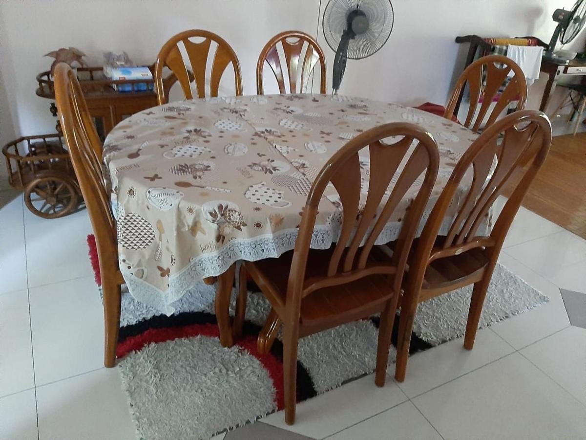 Twin Castle Homestay Kuala Pilah Eksteriør billede