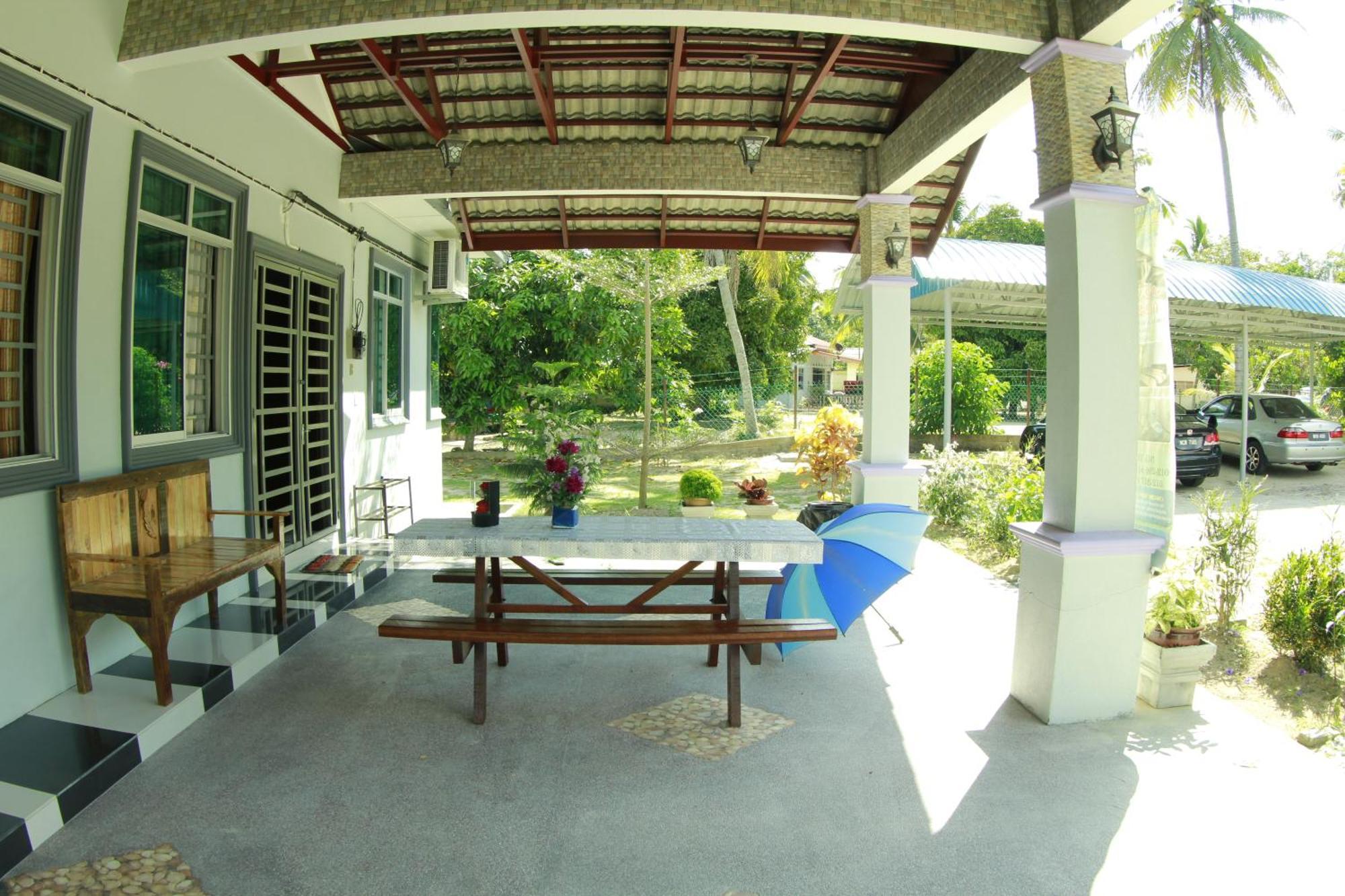 Twin Castle Homestay Kuala Pilah Eksteriør billede