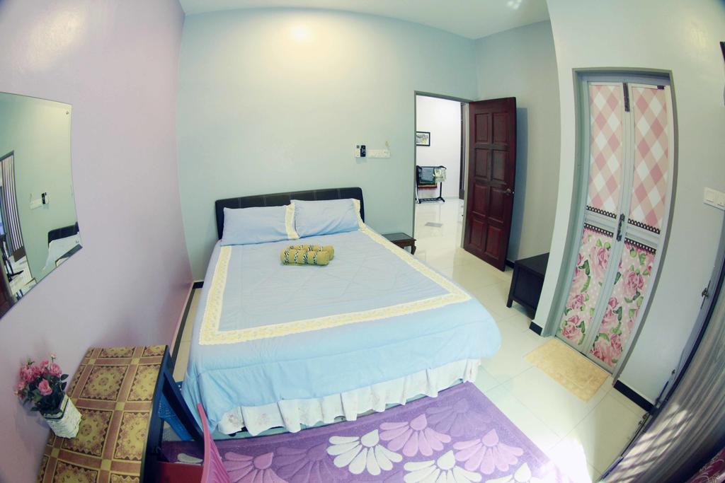 Twin Castle Homestay Kuala Pilah Eksteriør billede