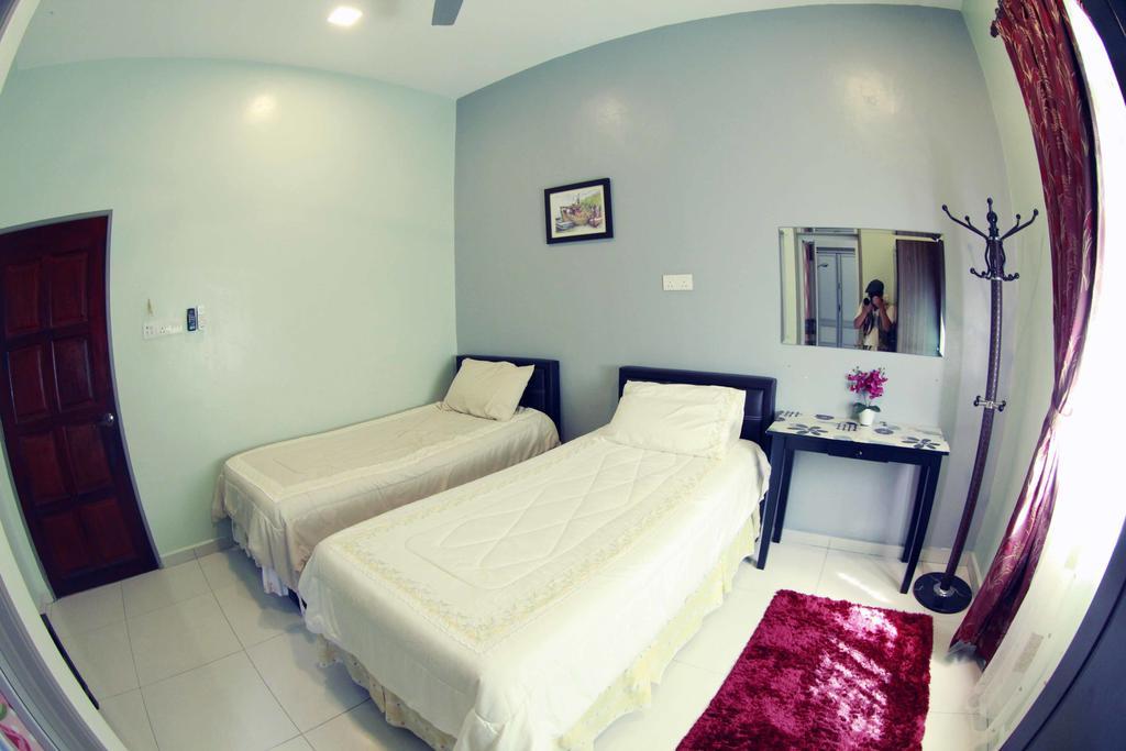 Twin Castle Homestay Kuala Pilah Eksteriør billede